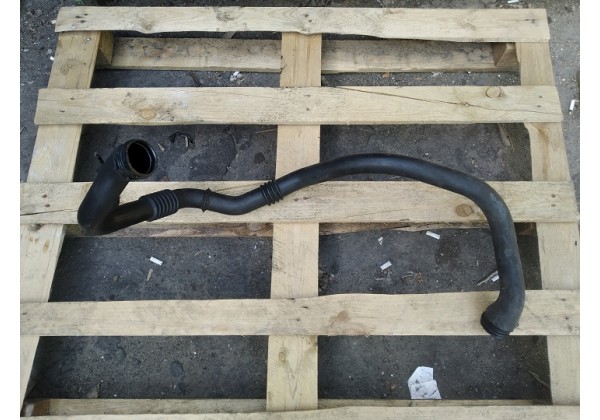 Патрубок інтеркулера Renault Kangoo 1.5, 1.9 dci, 8200290500